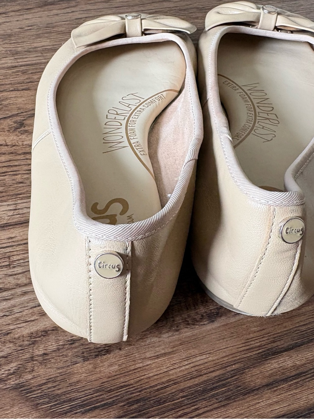 Sam Edelman Beige Leather Ballet Flats with Bow Detail